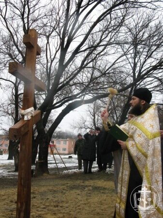 Установление памятного креста погибшим православным воинам