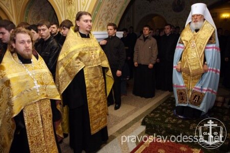 Заупокойные богослужения по погибшим во время теракта в г. Москве