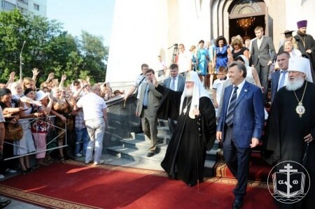 22 июля 2010 года Святейший Патриарх Московский и всея Руси Кирилл посетил храм Св. Мученицы Татианы, Одесскую национальную юридическую академию и Одесский театр оперы и балета