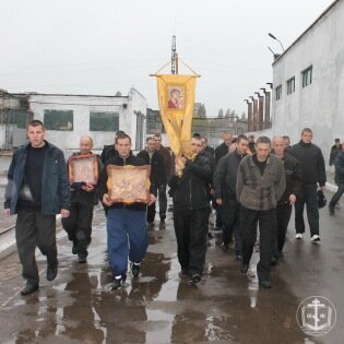 В Одессе прошел крестный ход по местам лишения свободы