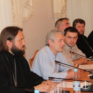 В Киеве состоялся круглый стол на тему «Европейский выбор Украины: через однополые отношения?»