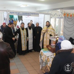 Состоялось открытие православной выставки-ярмарки «Свет Рождества»